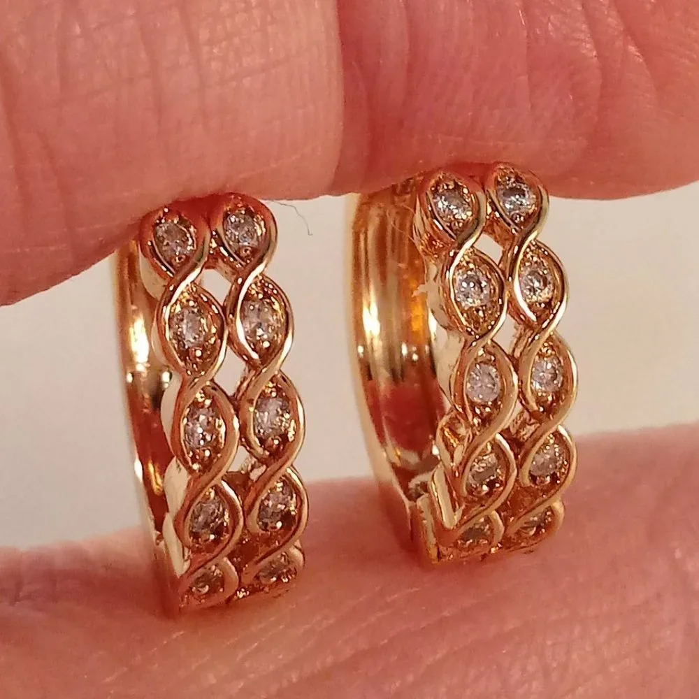 18K Yellow Gold Filled Swirl Infinity White Diamond Zircon Hoop Huggie Earrings